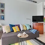 Golden Apartments&Sz7-5